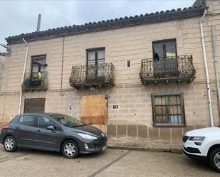 Vista exterior de Casa o xalet en venda en Pampliega amb Terrassa