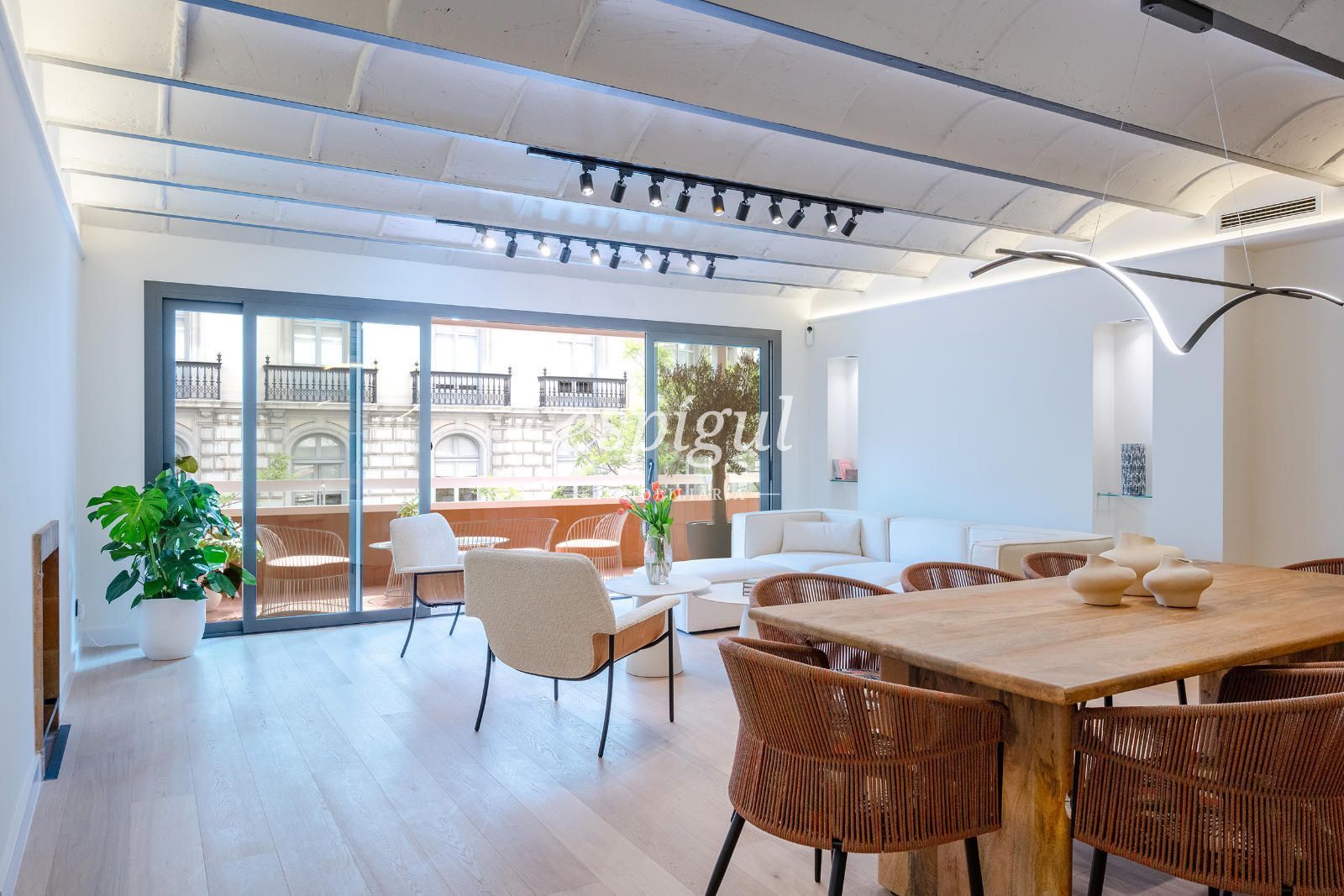 Sala d'estar de Pis en venda en  Barcelona Capital amb Aire condicionat, Calefacció i Parquet