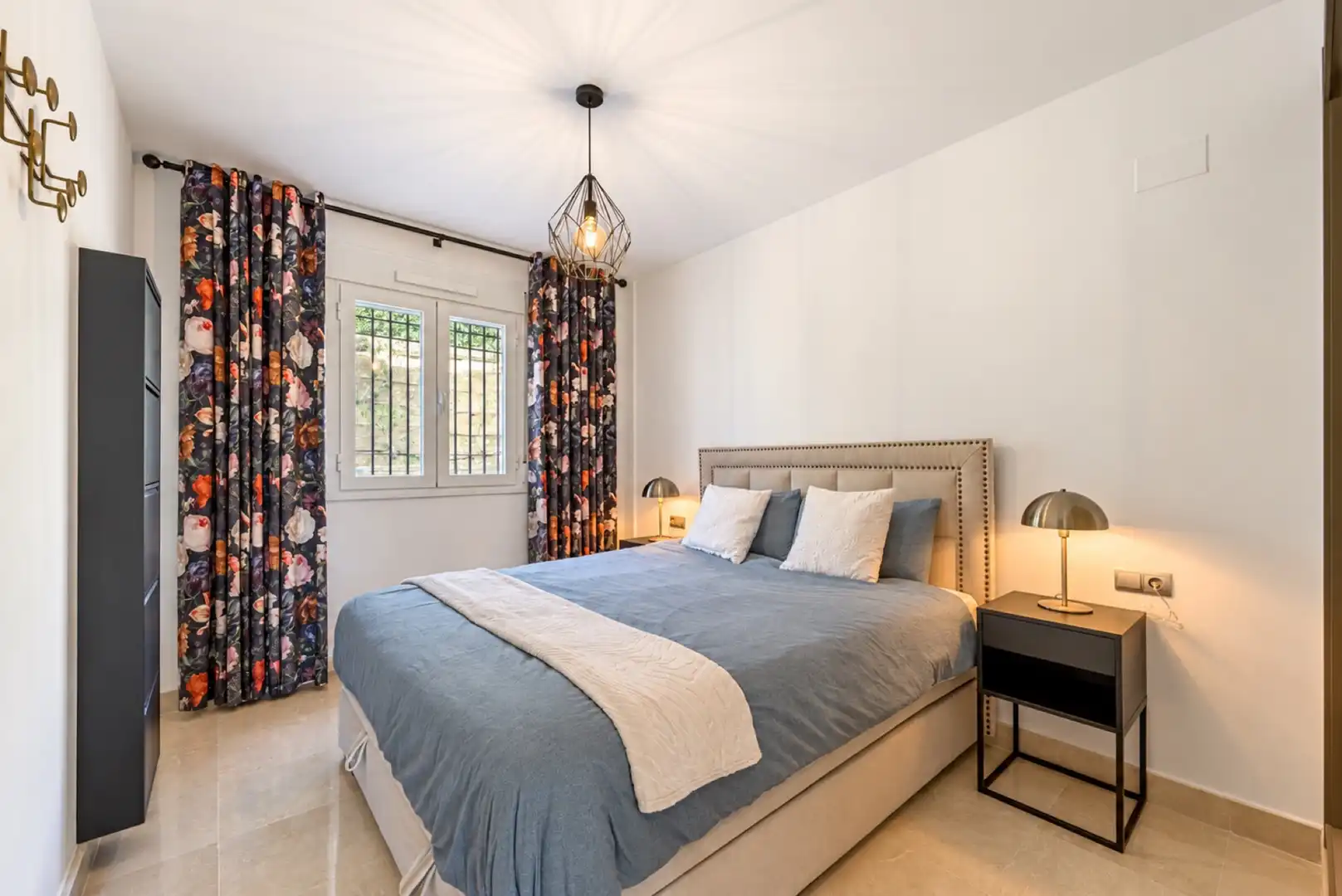 Habitación de Planta baja en venta en La Mairena