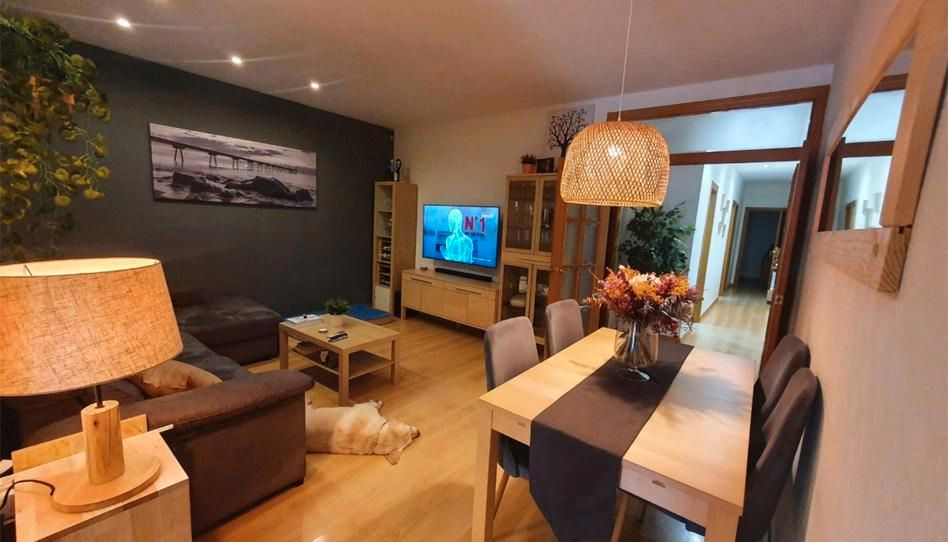 Living room of Flat for sale in Badalona  with Air Conditioner, Parquet flooring and Terrace