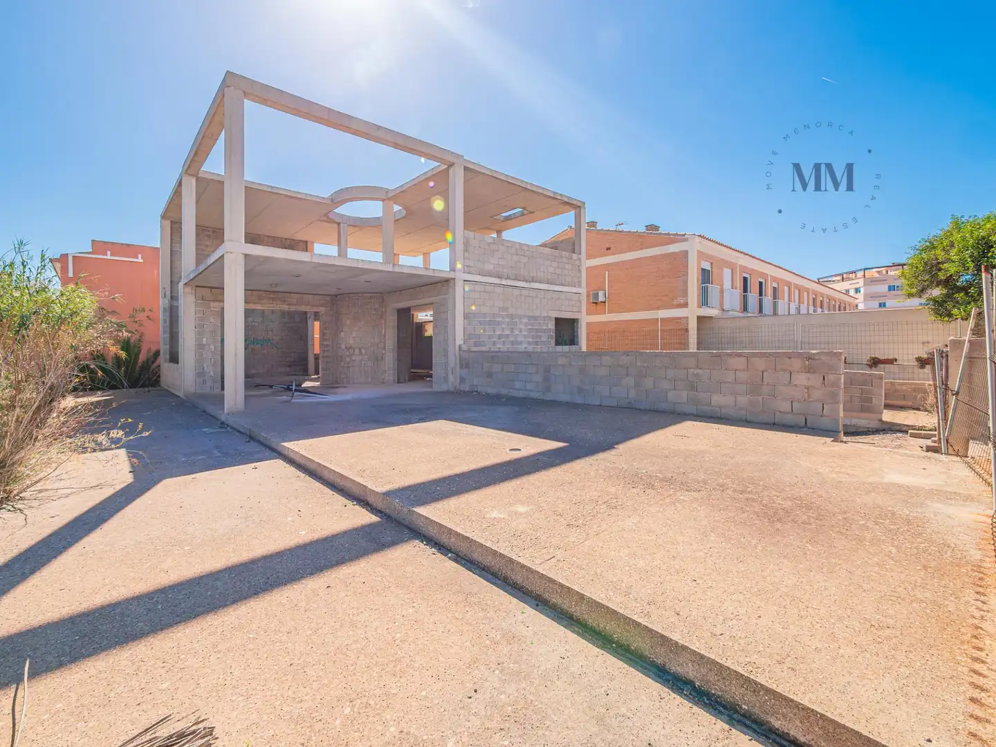 Vista exterior de Casa o xalet en venda en Maó - Mahón amb Jardí privat, Terrassa i Piscina