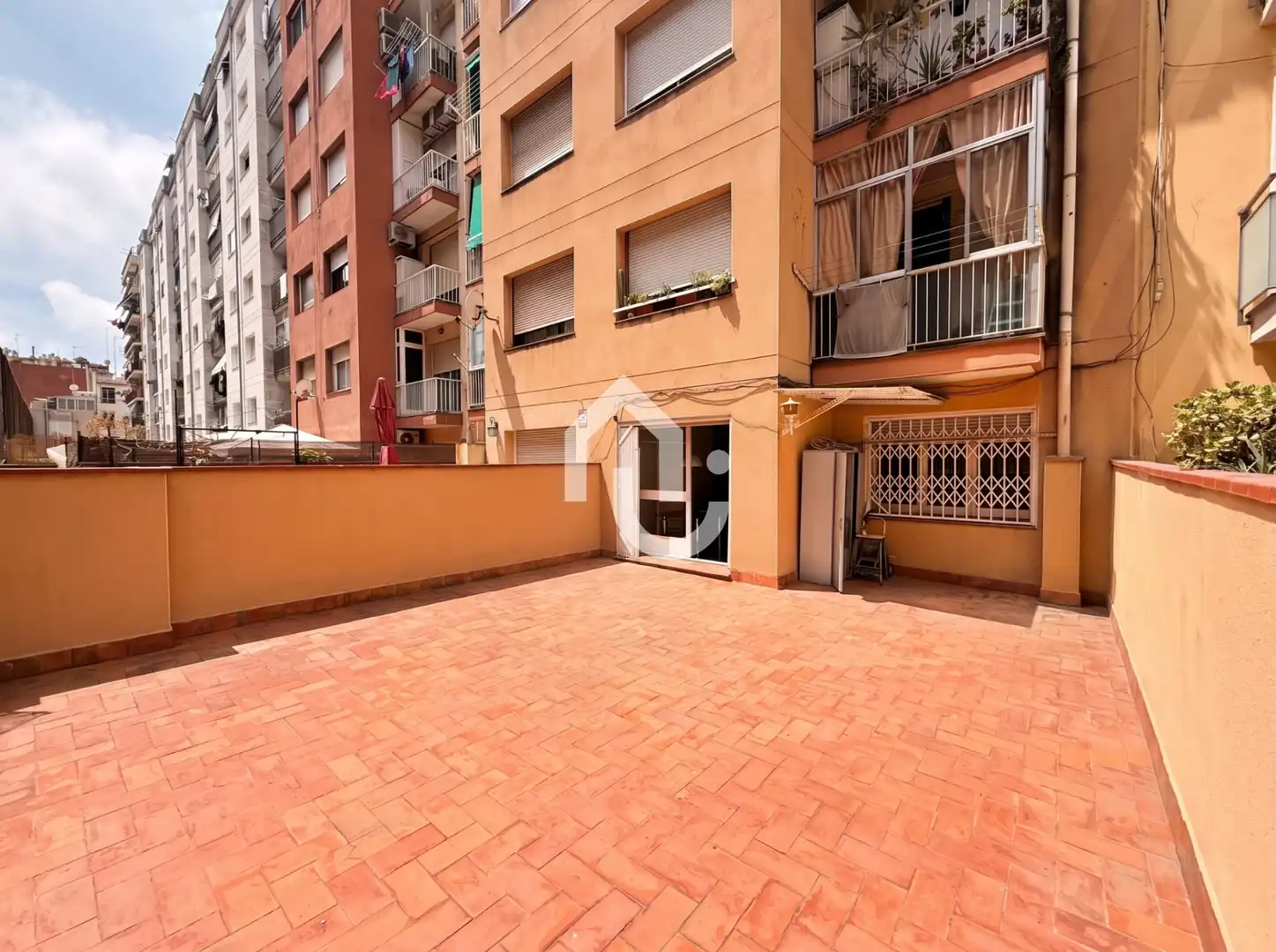 Terraza de Piso en venta en Barcelona con Calefacción y Terraza