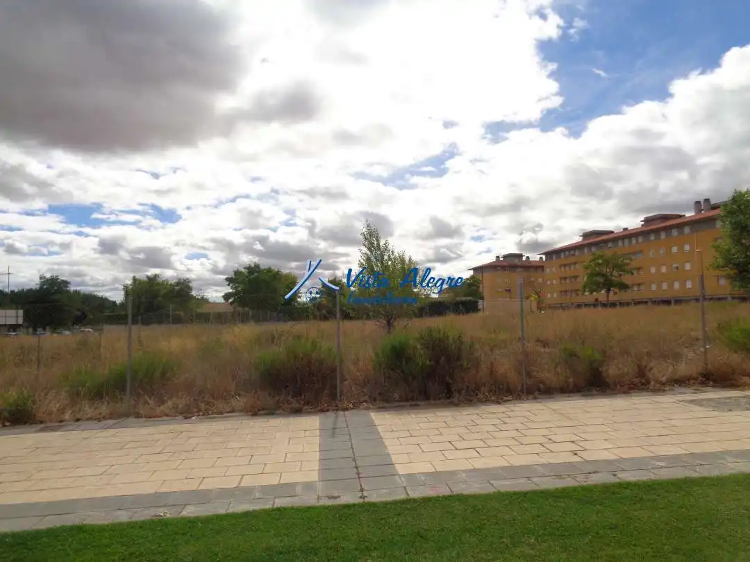 Terreny residencial en venda a Haro, imagen 3