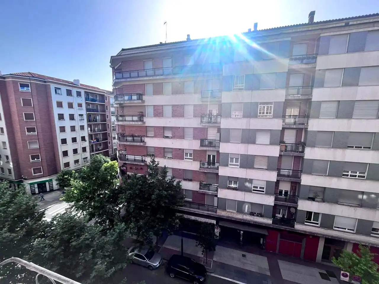 Vista exterior de Piso en venta en Vitoria - Gasteiz con Calefacción y Trastero
