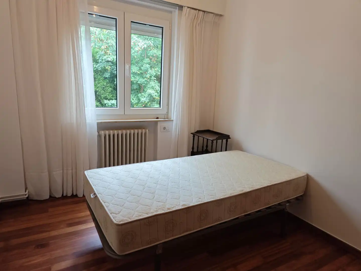 Wohnung zur Miete in Avenida da Coruña, Campus Sur - Santa Marta