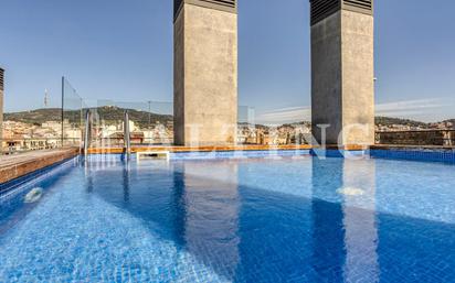 Piscina de Pis en venda en  Barcelona Capital amb Aire condicionat, Calefacció i Parquet