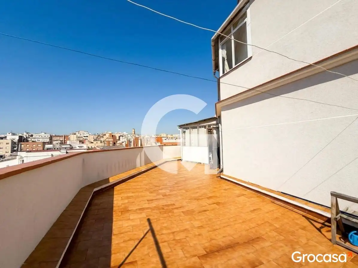 Terrace of Flat for sale in Barcelona  with Private garden, Terrace and Oven