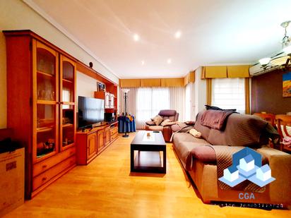 Living room of Flat for sale in Lorca  with Air Conditioner, Parquet flooring and Storage room