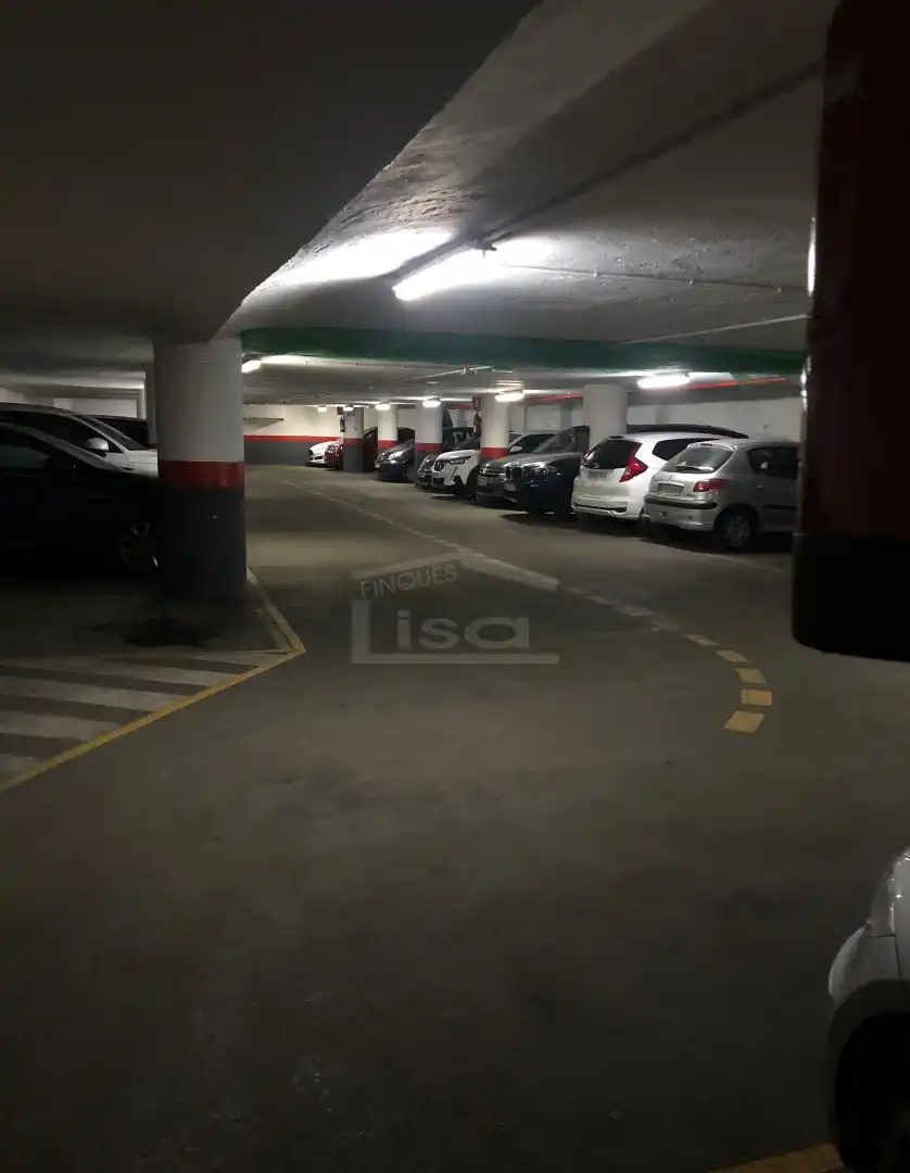 Einzelparkplatz zum Verkauf in Carrer de Sant Antoni Maria Claret, imagen 2