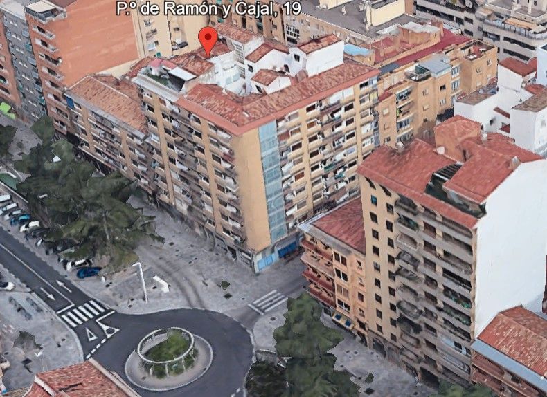 Vista exterior de Traster en venda en  Huesca Capital