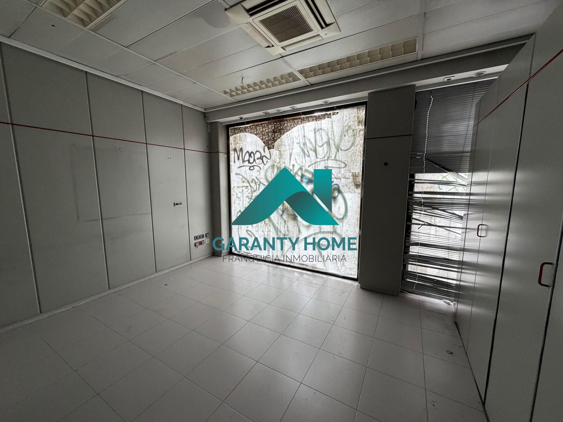 Premises for sale in San Fernando de Henares  with Air Conditioner