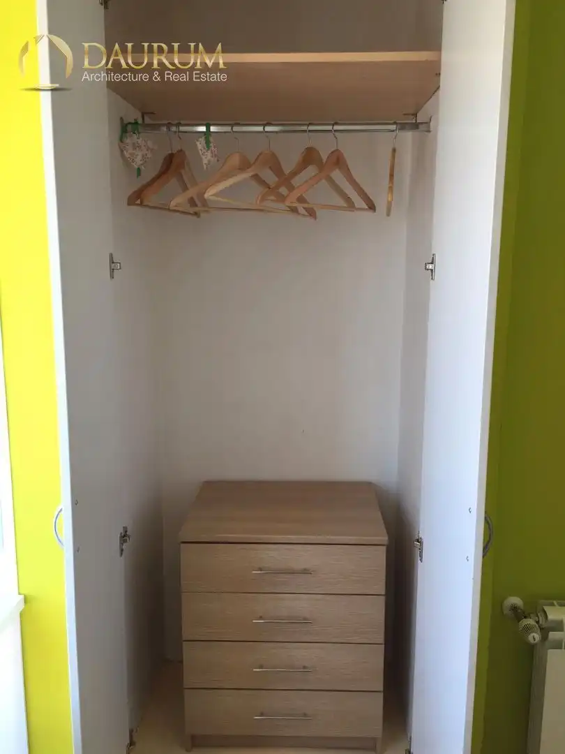Bedroom of Flat for sale in Madrid  with Air Conditioner, Heating and Storage room