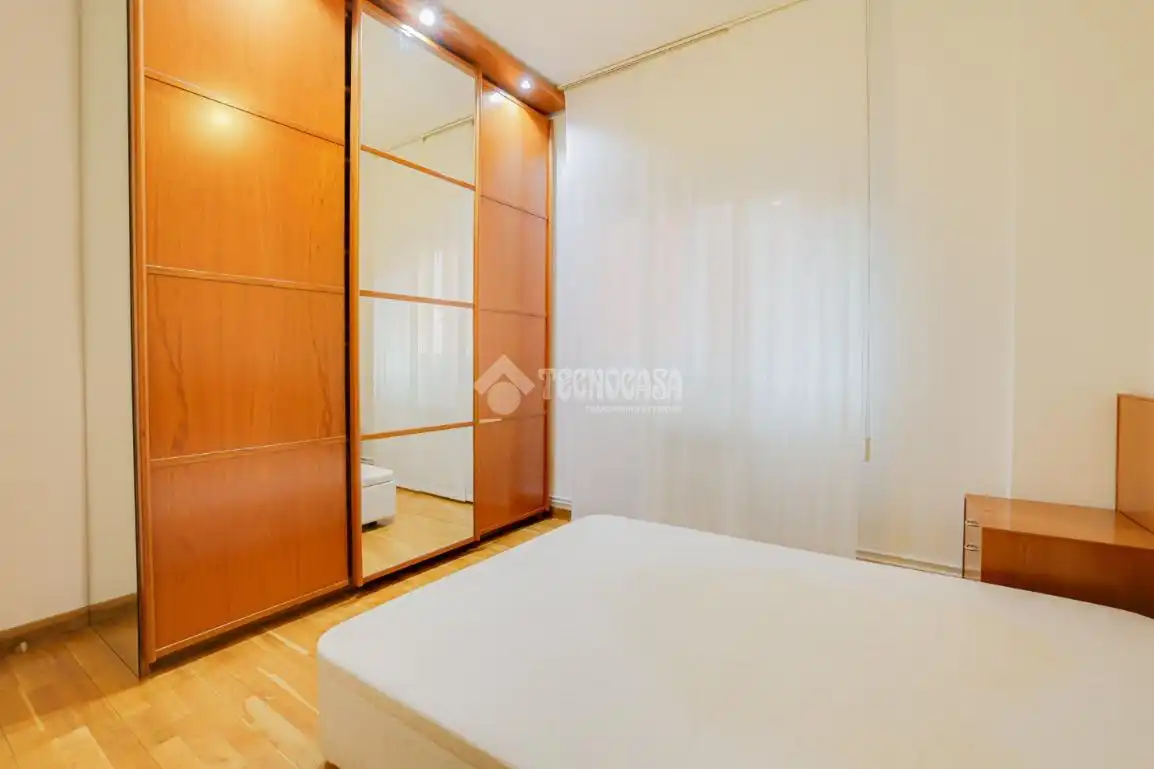 Habitación de Piso en venta en Barcelona con Calefacción y Balcón