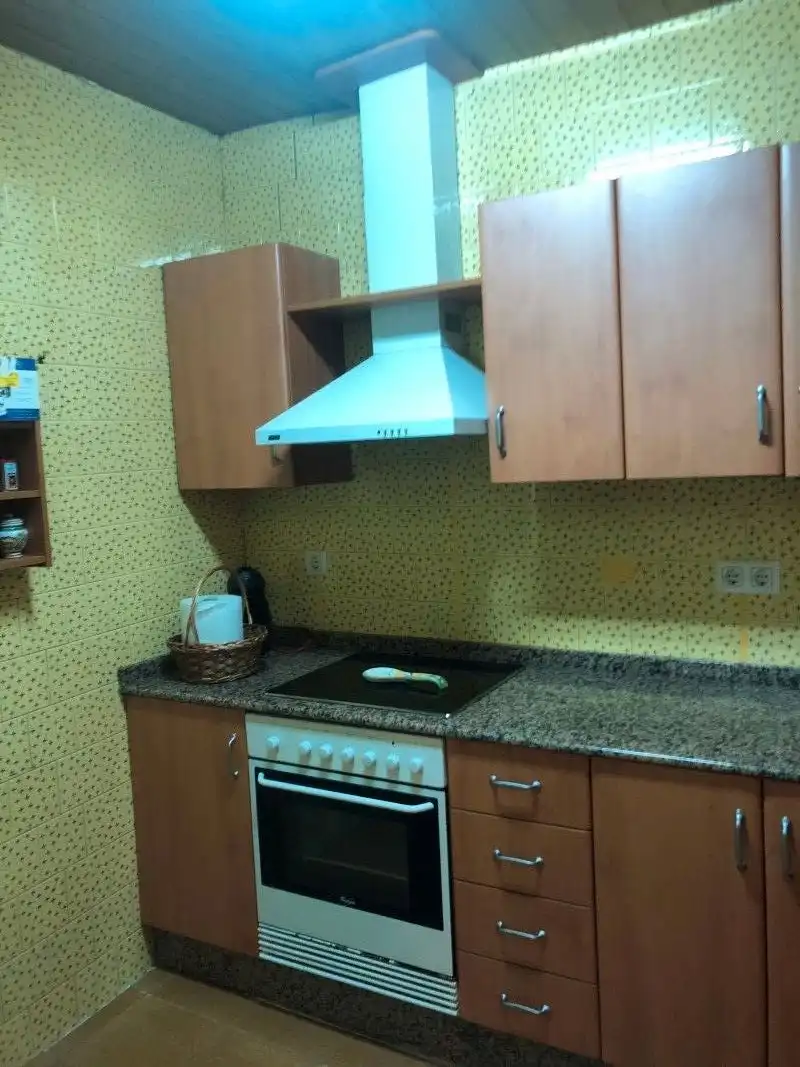 Cuina de Casa o xalet en venda en Castelló de Rugat amb Terrassa i Moblat