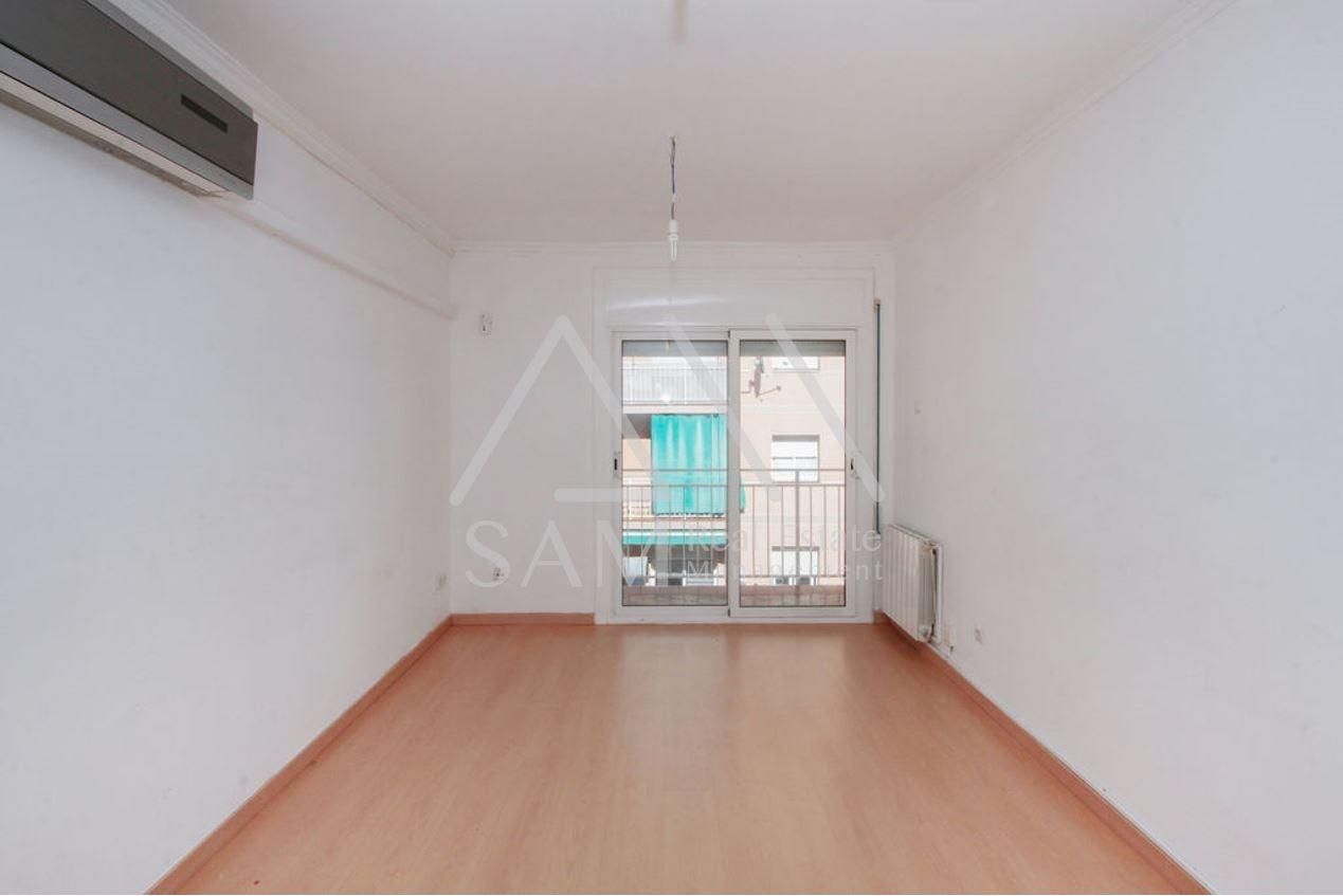 Living room of Flat for sale in Ripollet  with Heating