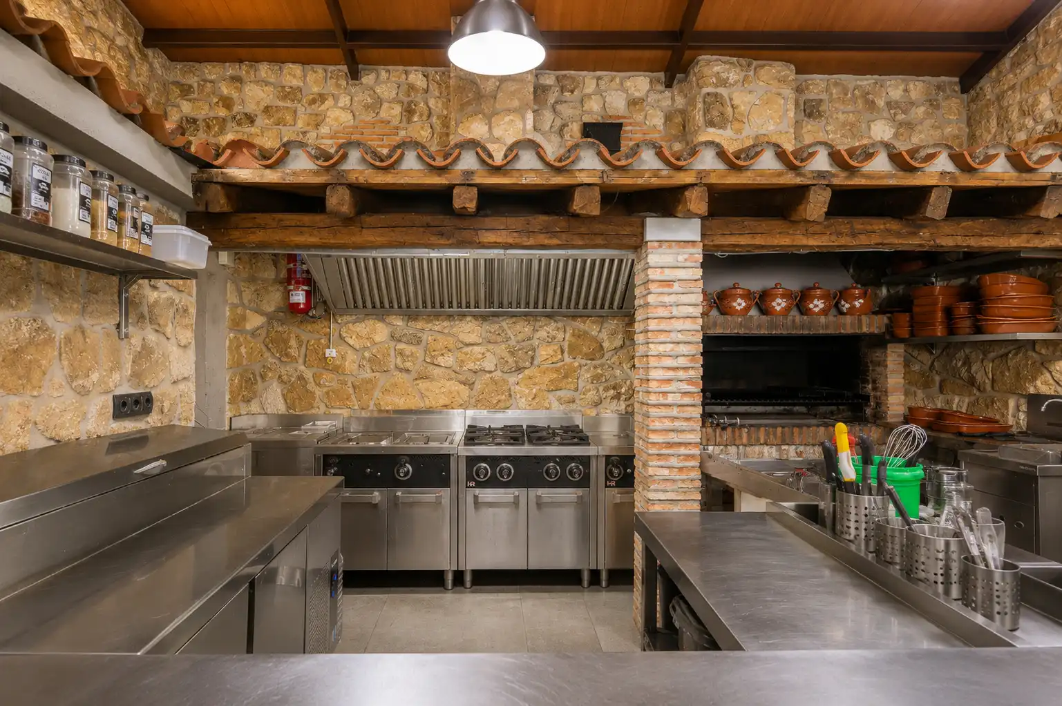Cocina de Casa o chalet en venta en Santa María de la Alameda con Aire acondicionado, Calefacción y Terraza