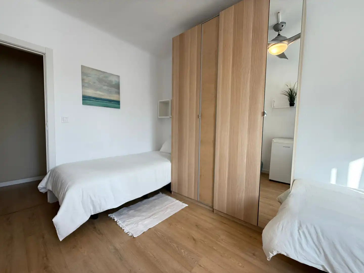 Room in Calle de Nuestra Señora del Perpetuo Socorro, 7, Palomeras Bajas