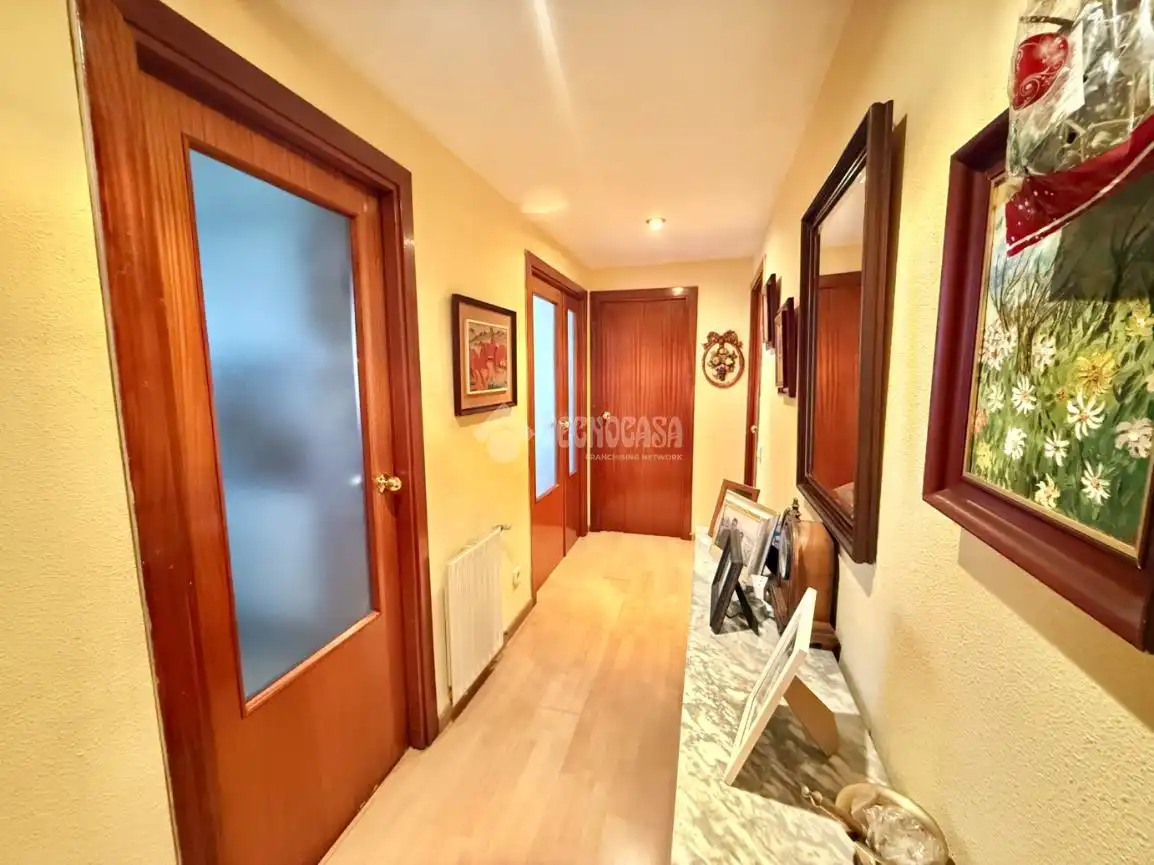 Flat for sale in Madrid  with Air Conditioner, Heating and Terrace