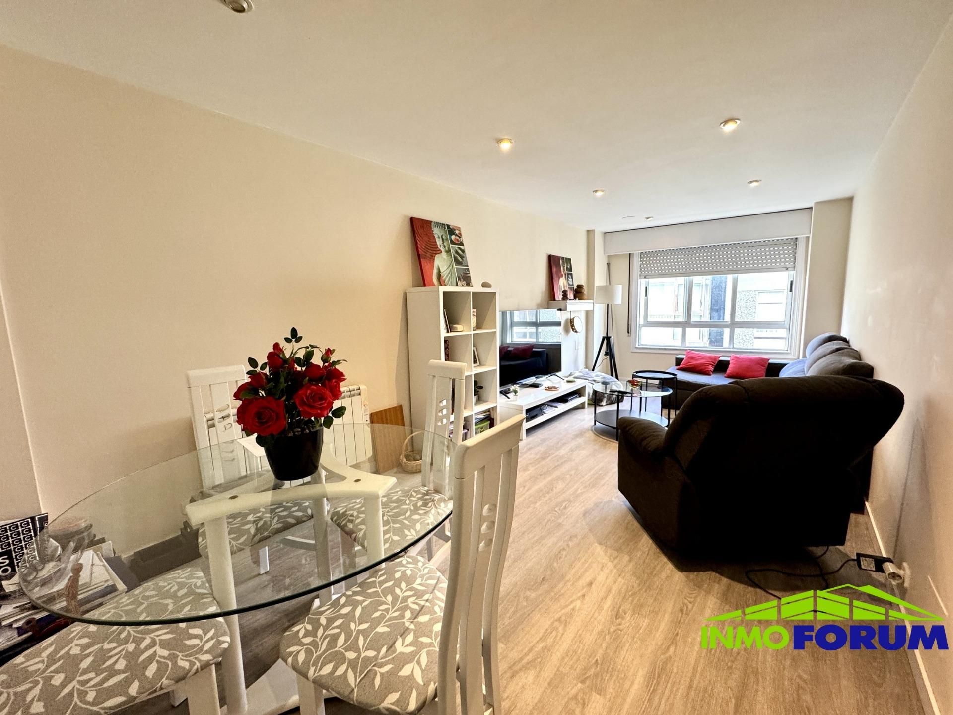 Sala de estar de Piso en venta en A Coruña Capital  con Calefacción