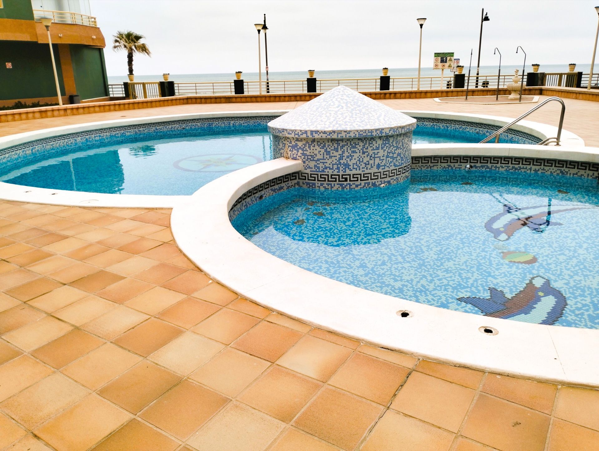 Swimming pool of Apartment for sale in Sueca  with Terrace, Furnished and Oven