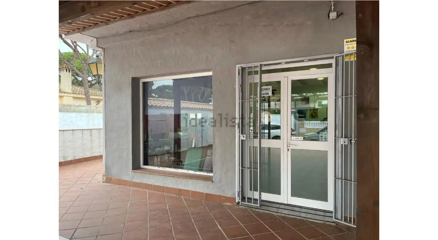 Gewerbefläche zum Verkauf in La Barrosa