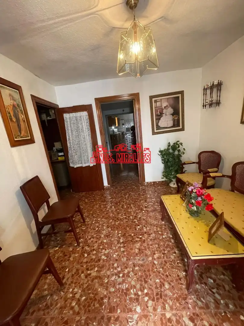 Casa o chalet en venta en Benalúa de las Villas con Terraza, Trastero y Amueblado