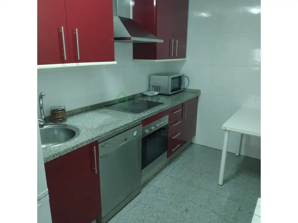 Cuina de Apartament en venda en Badajoz amb Aire condicionat