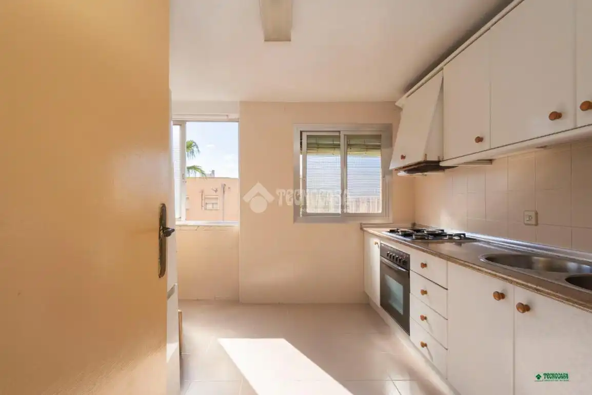 Cocina de Piso en venta en Almería