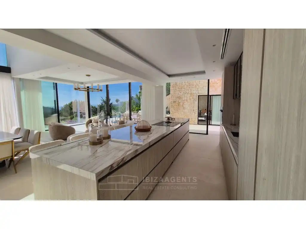 Cocina de Casa o chalet en venta en Santa Eulària des Riu con Calefacción, Amueblado y Balcón