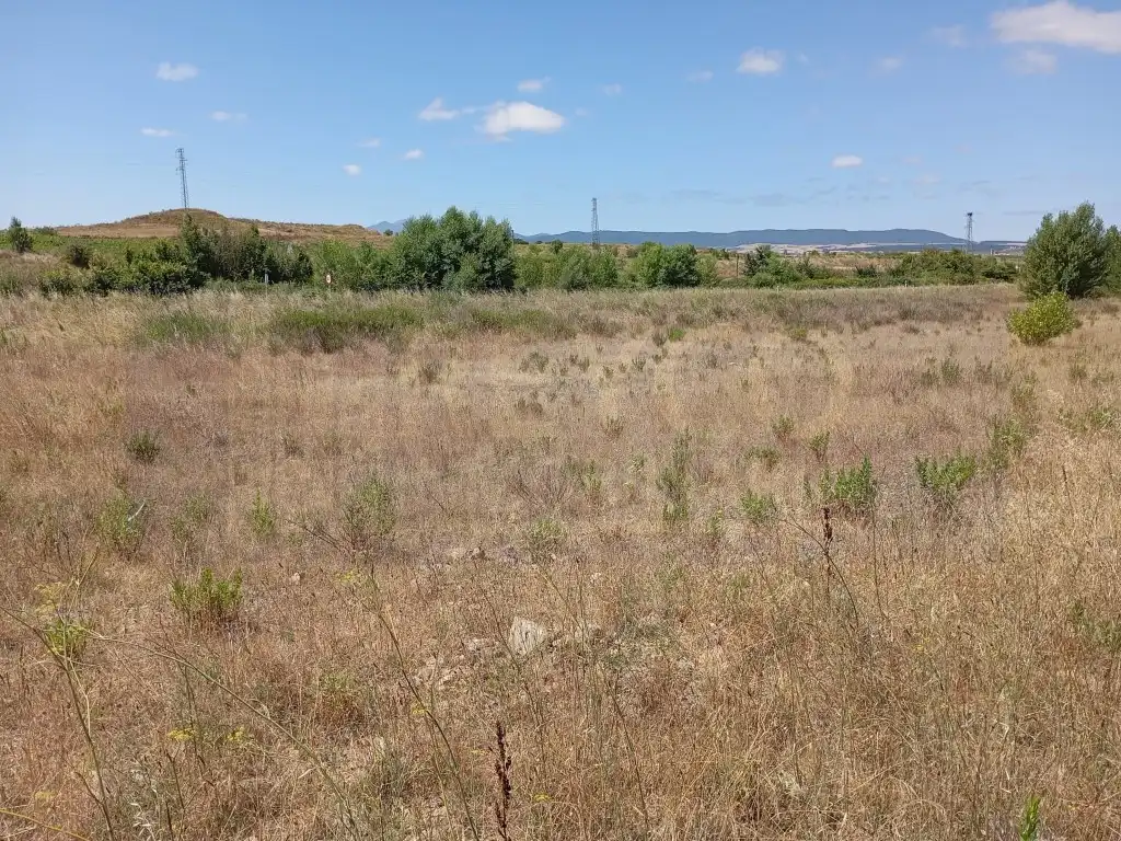 Wohnbaugrundstück zum Verkauf in Hormilla, imagen 2