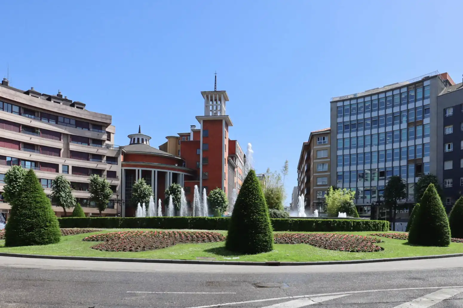 Außenansicht von Wohnung zur Miete in Oviedo  mit Heizung und Parkett