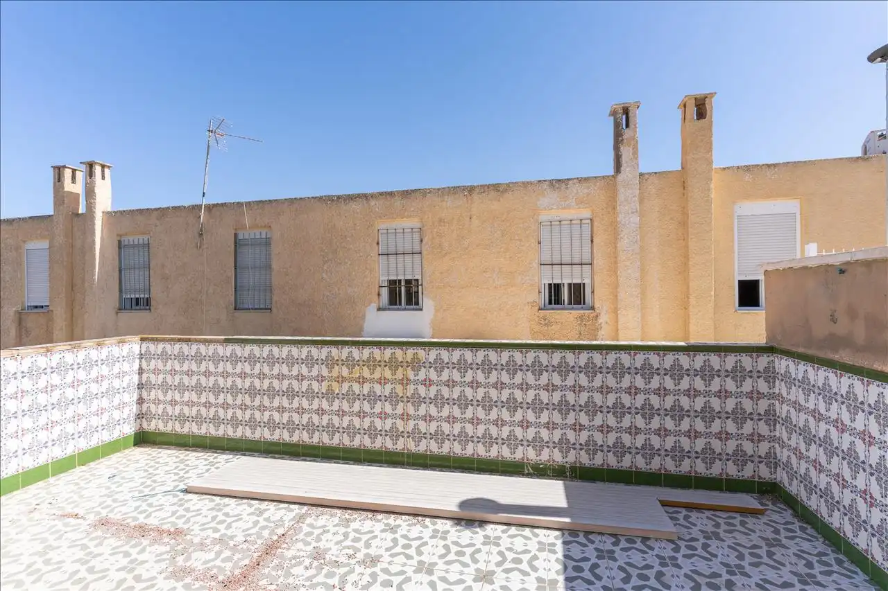 Vista exterior de Casa adosada en venta en El Ejido