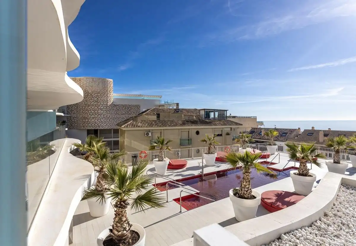 Apartament amb terrassa en venda a Avenida Avenida de Carvajal, 69, imagen 6