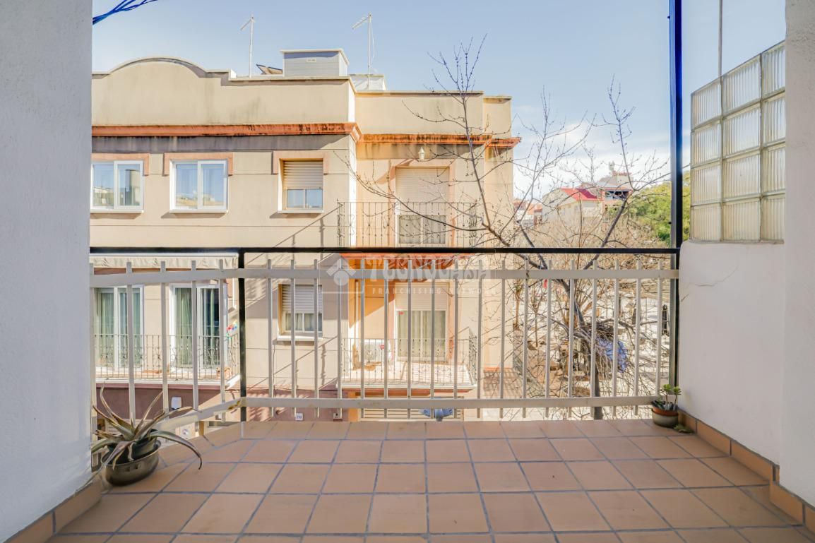Exterior view of Flat for sale in Sant Boi de Llobregat  with Terrace and Balcony