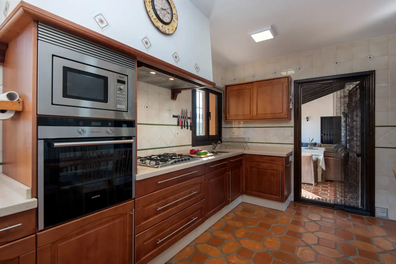 Cocina de Finca rústica en venta en Alhaurín de la Torre con Aire acondicionado, Calefacción y Jardín privado