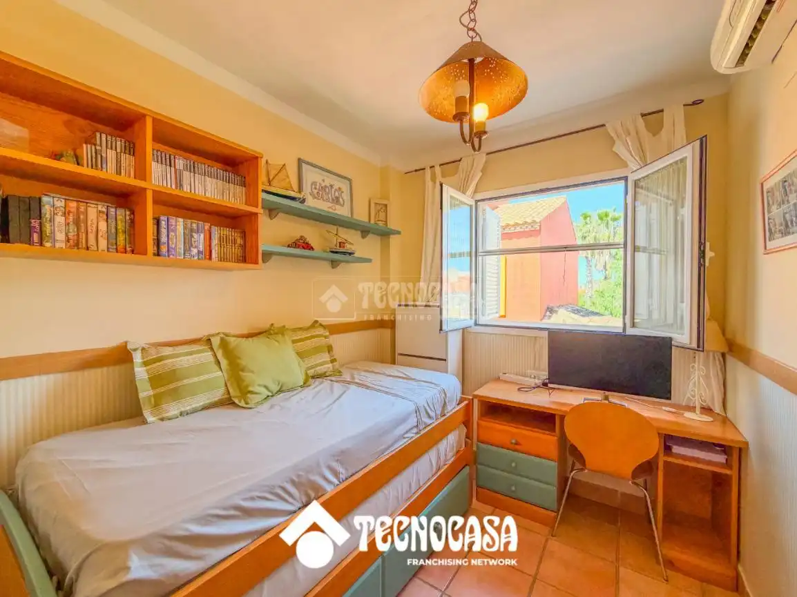 Bedroom of Flat for sale in Rota  with Air Conditioner, Terrace and Storage room