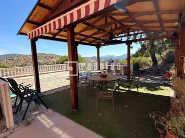 Villa in vendita a Valdesanmartin