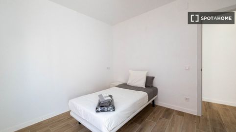 Photo 3 of Room in Llefià, Badalona