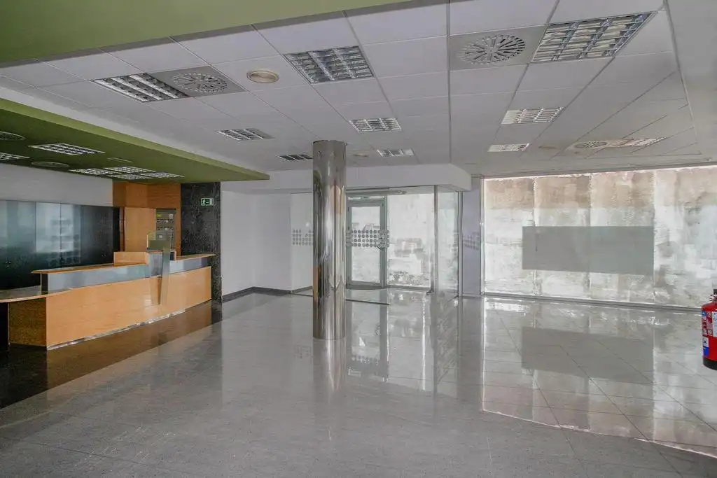 Local comercial en venda a Plaça Joan XXIII, imagen 4