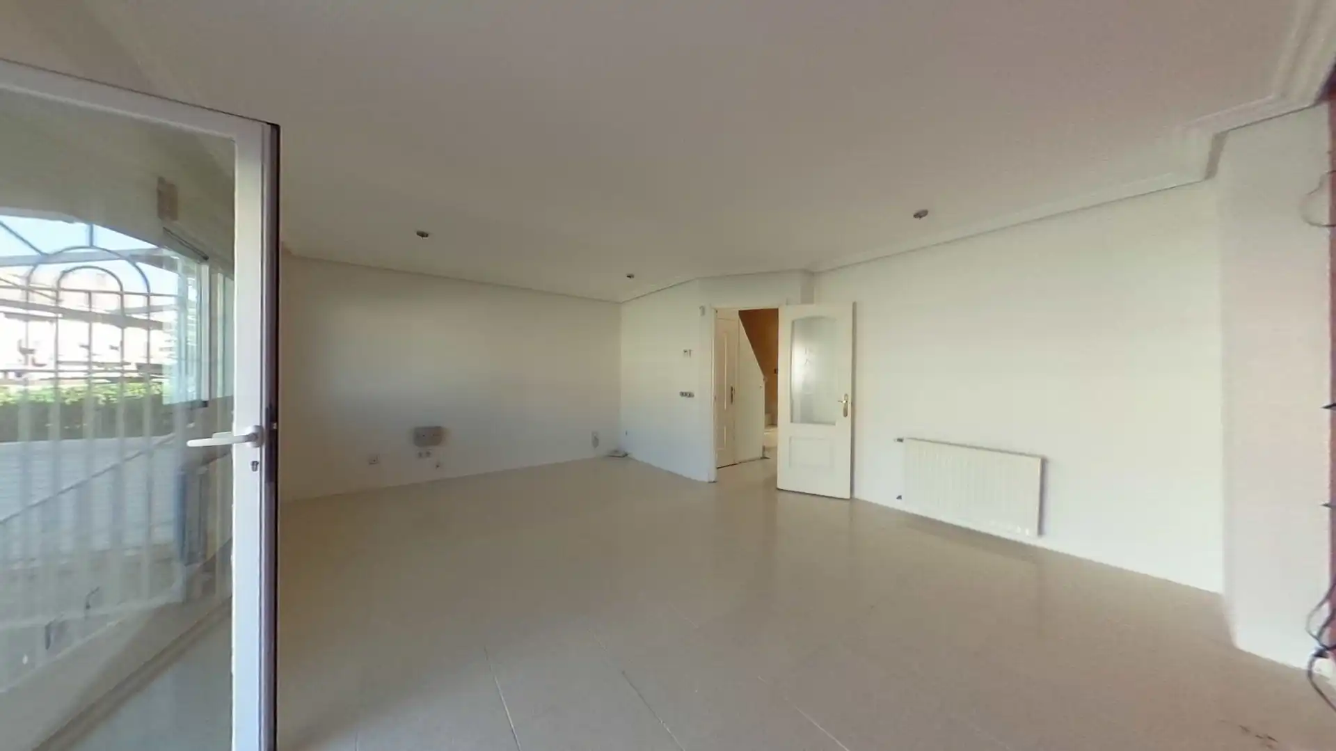 Casa adosada en venta en Parla con Terraza y Trastero