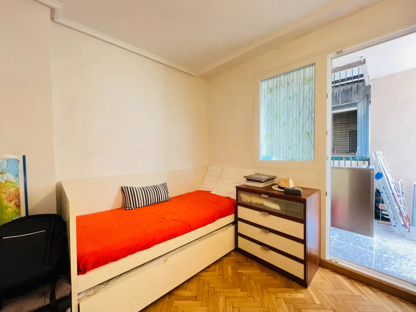 Bedroom of Flat for sale in Zaragoza  with Air Conditioner, Heating and Parquet flooring
