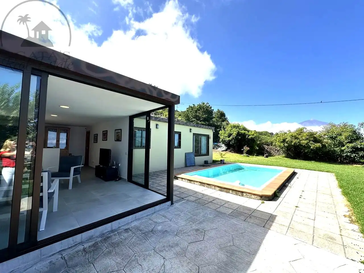 Außenansicht von Country house zum Verkauf in Santa Úrsula mit Privatgarten, Terrasse und Schwimmbad