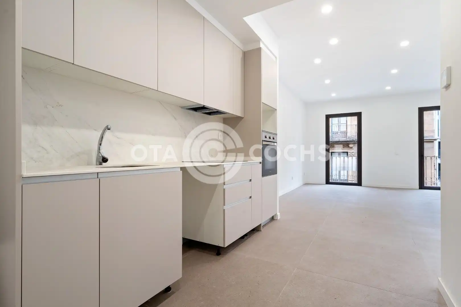 Appartamento con terrazza in vendita a Carrer de Llovera, imagen 10