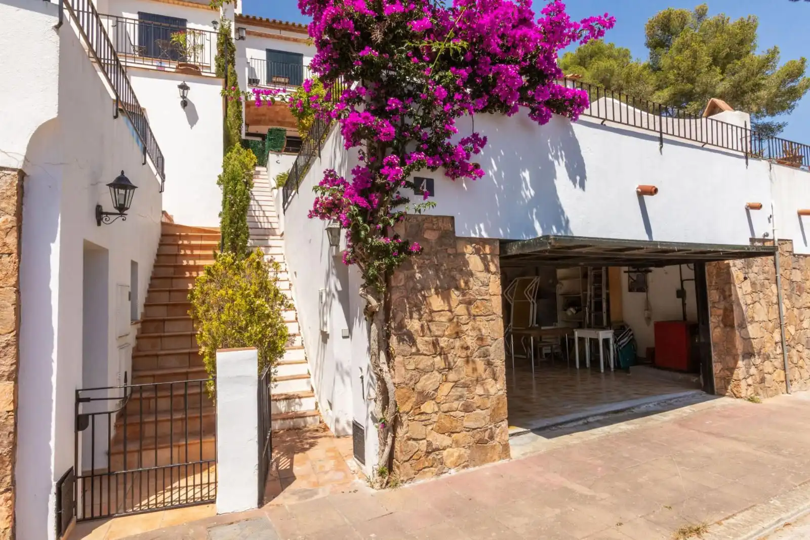 Casa adosada en venda a Cala de Cabras, Tamariu