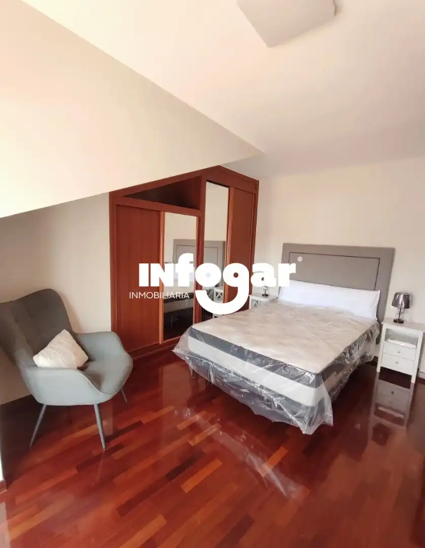 Habitación de Ático de alquiler en O Rosal   con Calefacción, Parquet y Terraza