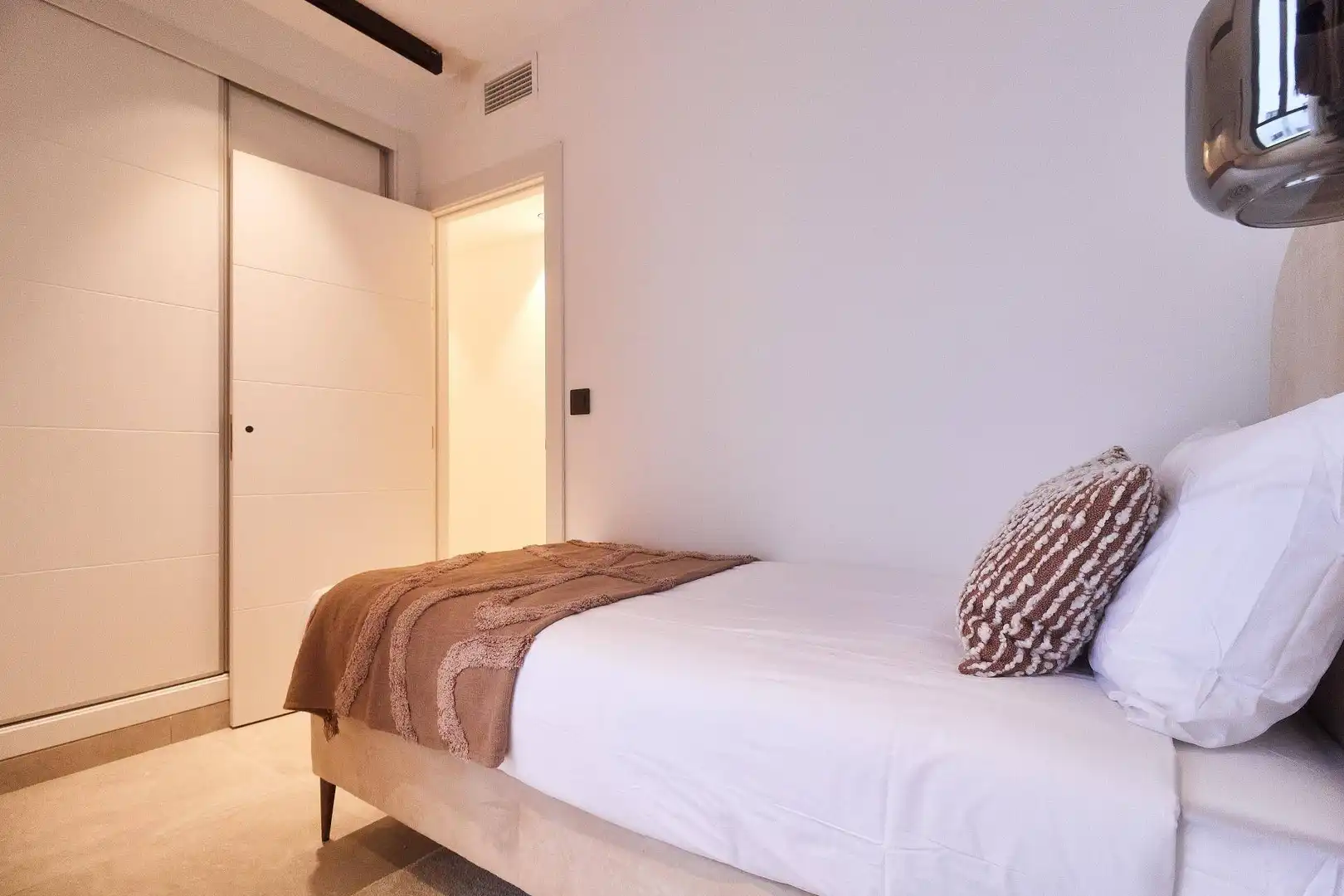 Appartement compact avec terrasse à vendre à Avenida Avenida de los Condes de San Isidro, imagen 15