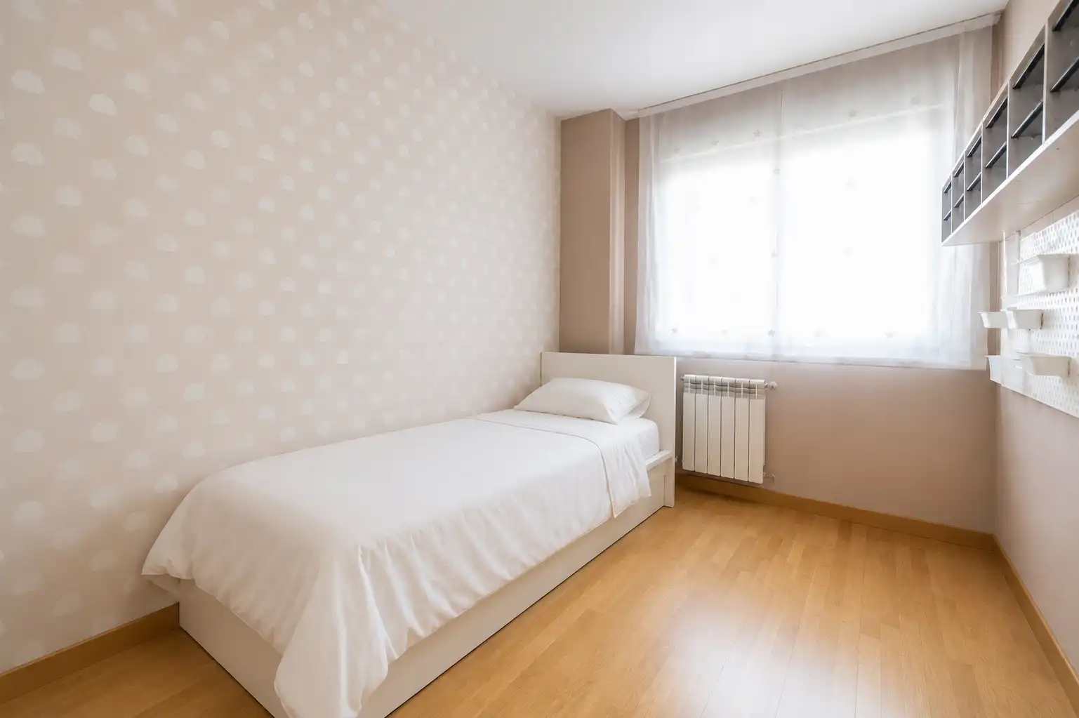 Habitación de Piso en venta en Alcobendas con Aire acondicionado, Calefacción y Trastero