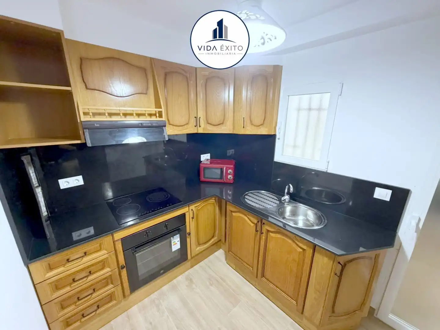 Flat with lift to rent in Avda de Madrid - Pº de la Estación, imagen 2
