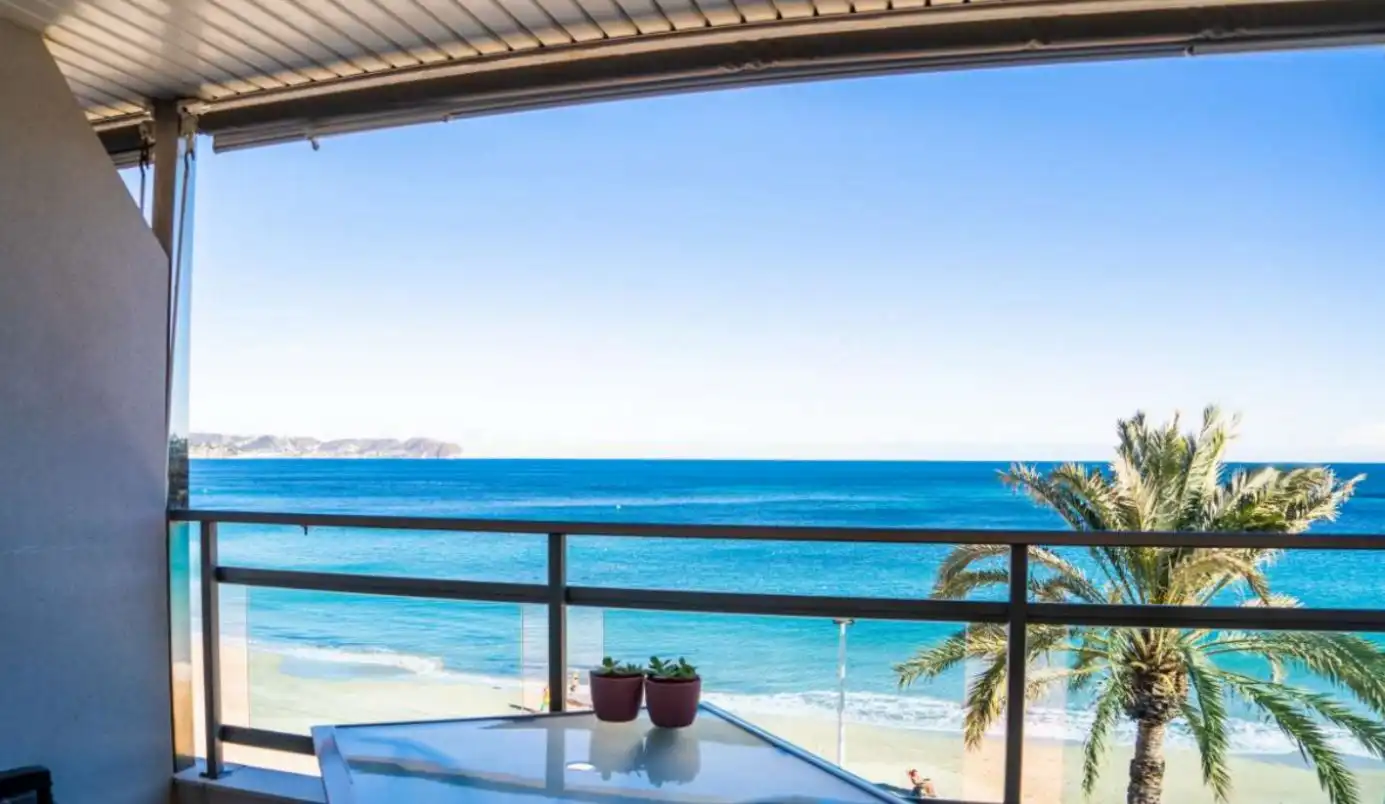 Terraza de Apartamento en venta en Calpe / Calp con Aire acondicionado, Calefacción y Jardín privado