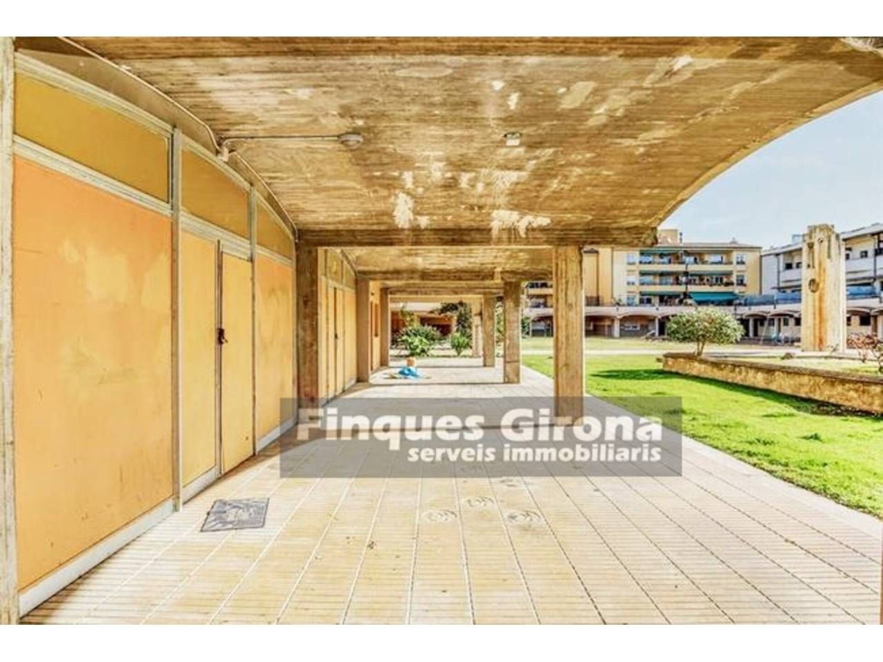 Exterior view of Flat for sale in Girona Capital